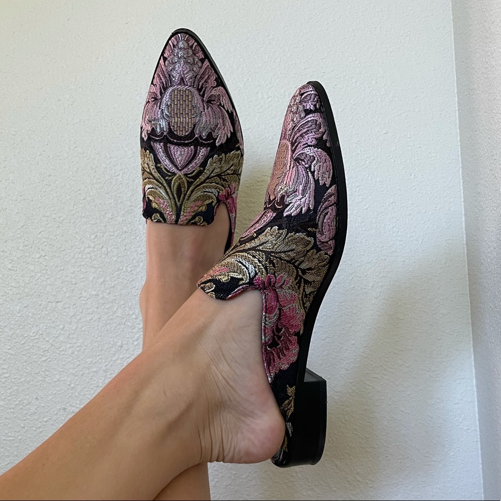 Shellys London | size 8 mules good preowned condition